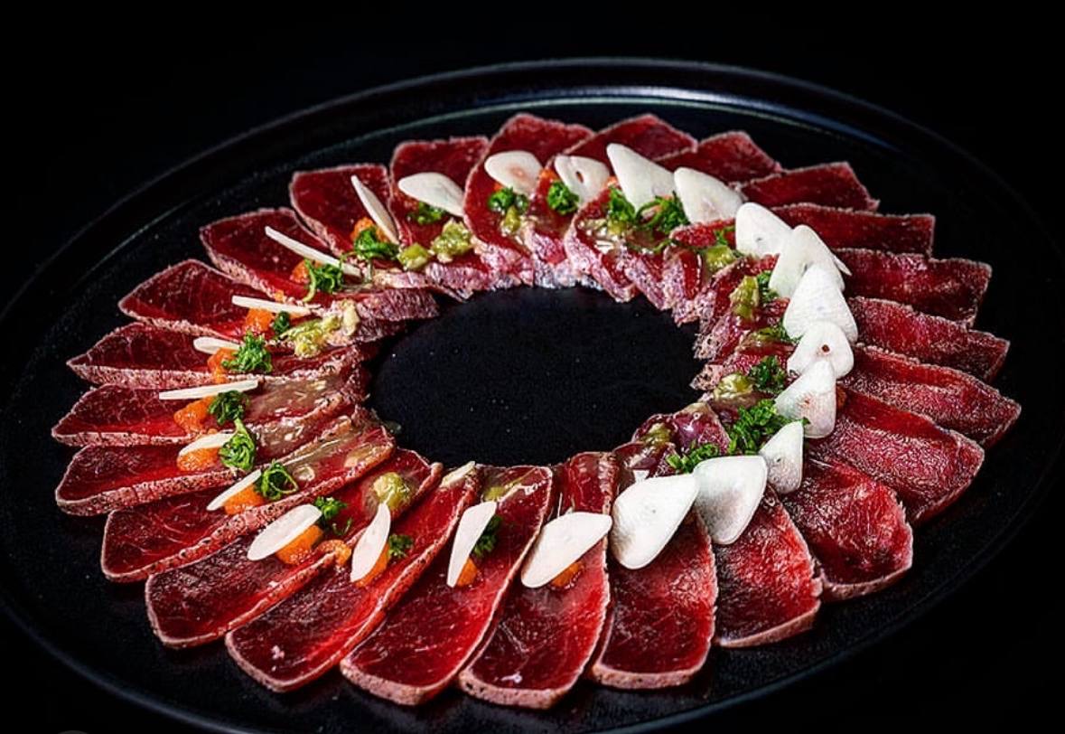 Tataki wreath platter